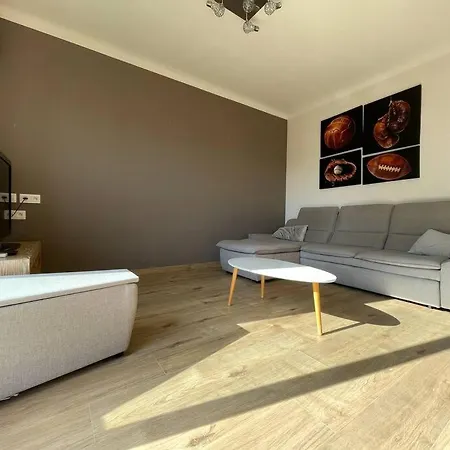 2 +parking * Narbonne