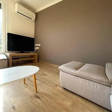 Apartment 2 +parking *